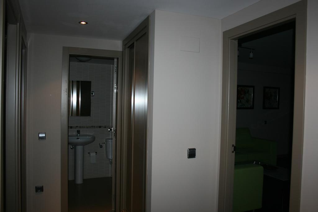 Apartamentos Calle Jose Madrid Room photo